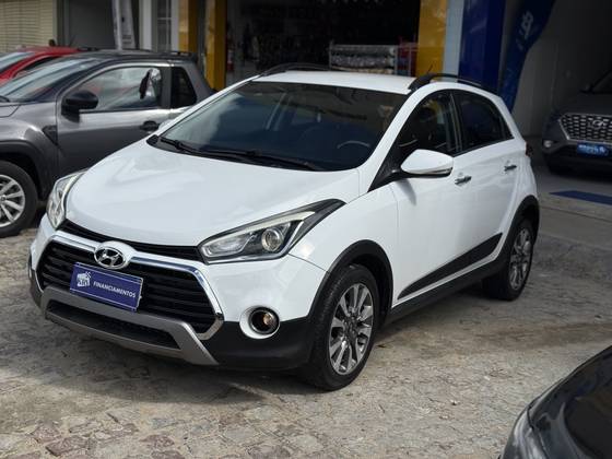 HYUNDAI HB20X 1.6 16V PREMIUM FLEX 4P AUTOMÁTICO
